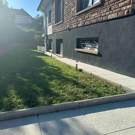 2 Private - 8 Guests - Air Conditioning - Parking *