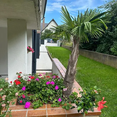 2 Private - 8 Guests - Air Conditioning - Parking Apartment