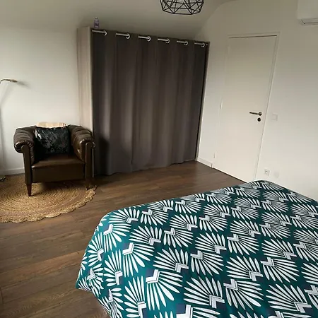 2 Private - 8 Guests - Air Conditioning - Parking *