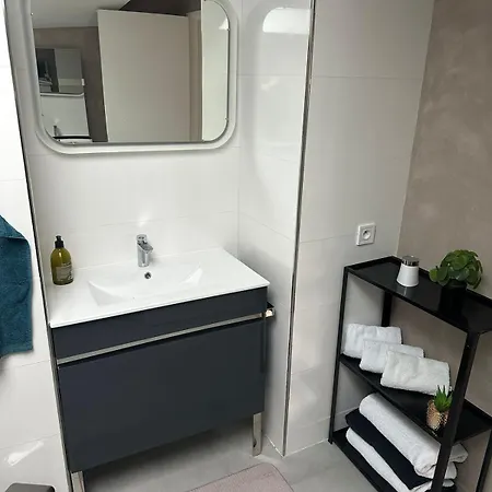 2 Private - 8 Guests - Air Conditioning - Parking Apartment Illkirch-Graffenstaden