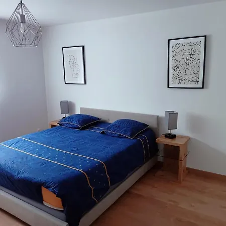 2 Private - 8 Guests - Air Conditioning - Parking *